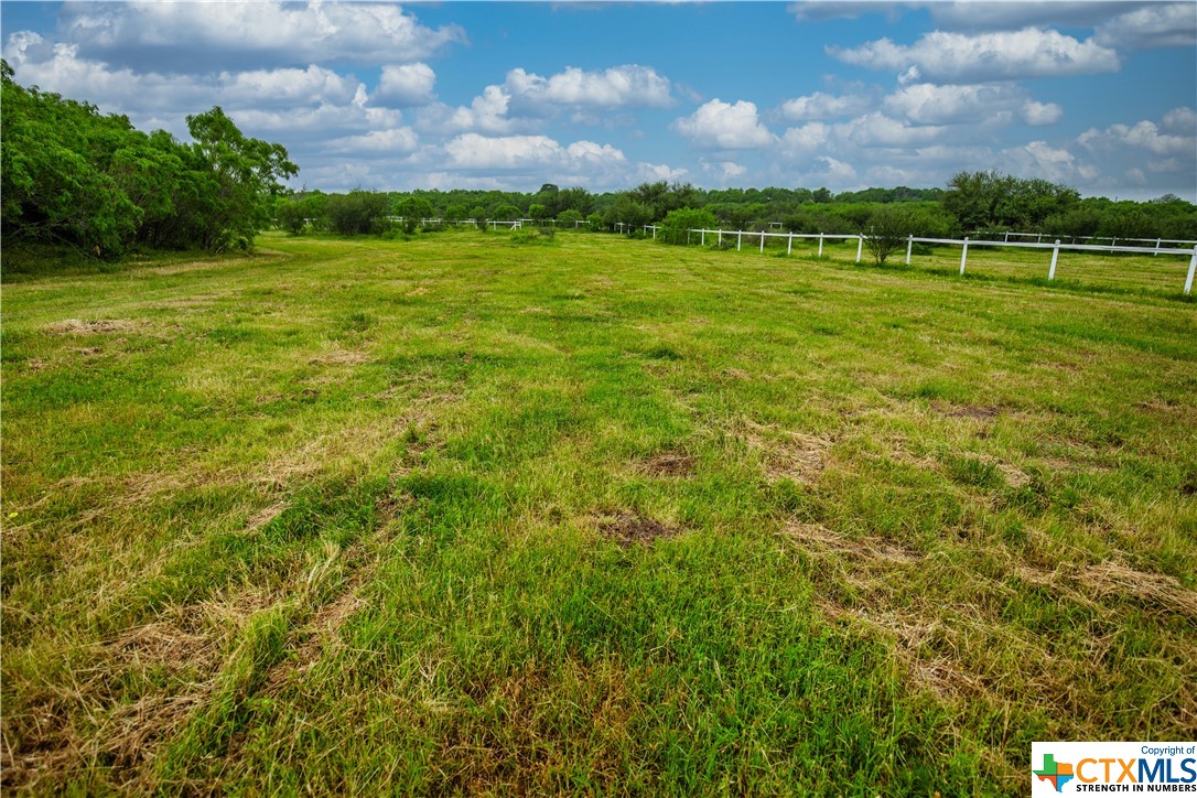 000 La Vernia Road Property Photo 45