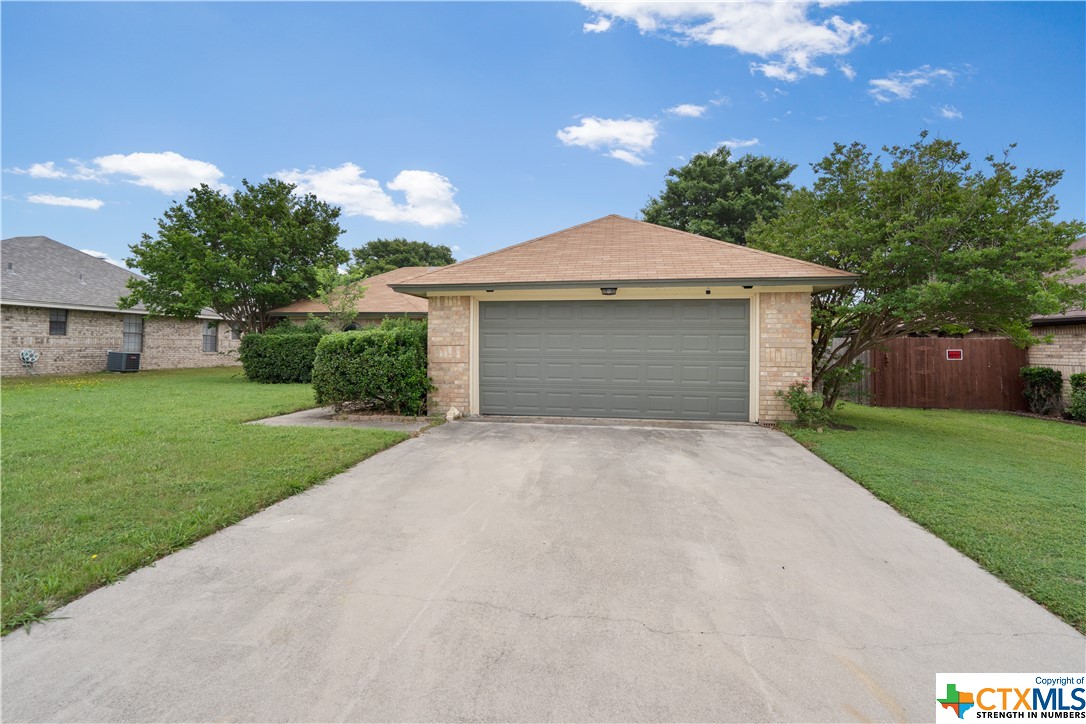 4406 Glennwood Drive Property Photo