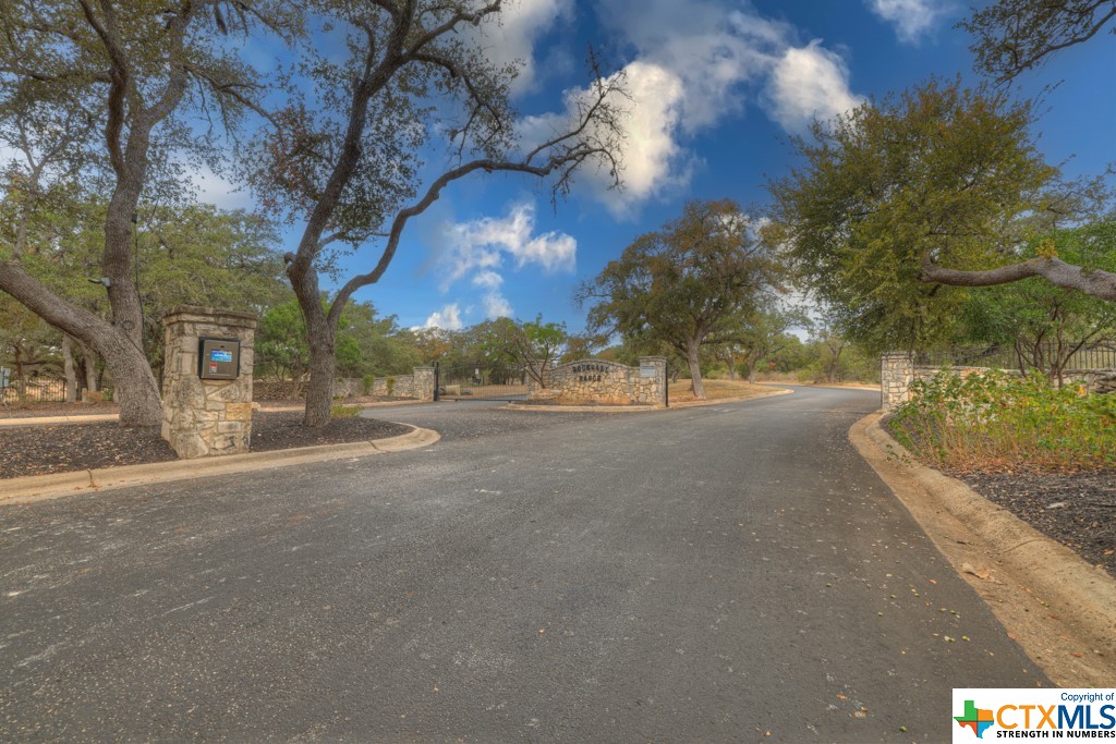 10402 Rinder Farm Court Property Photo 6