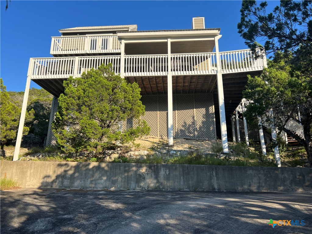 350 Climbing Way Property Photo 1