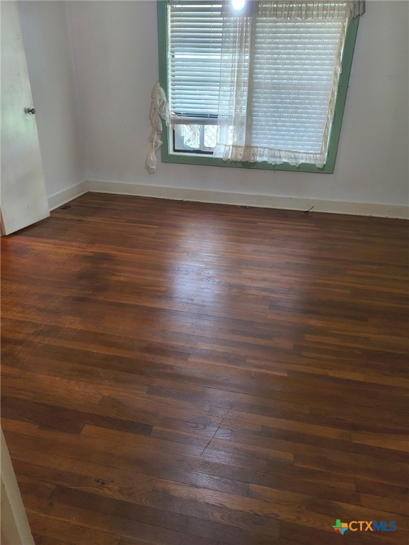 725 Post Oak Road Property Photo 18