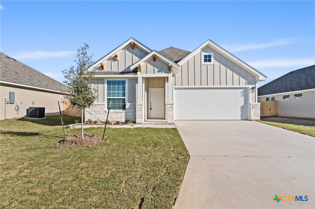 8014 Timber Hollow Lane Property Photo