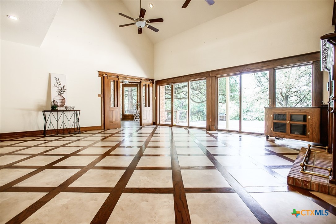 1507 & 1509 Hilltop Circle Property Photo 13
