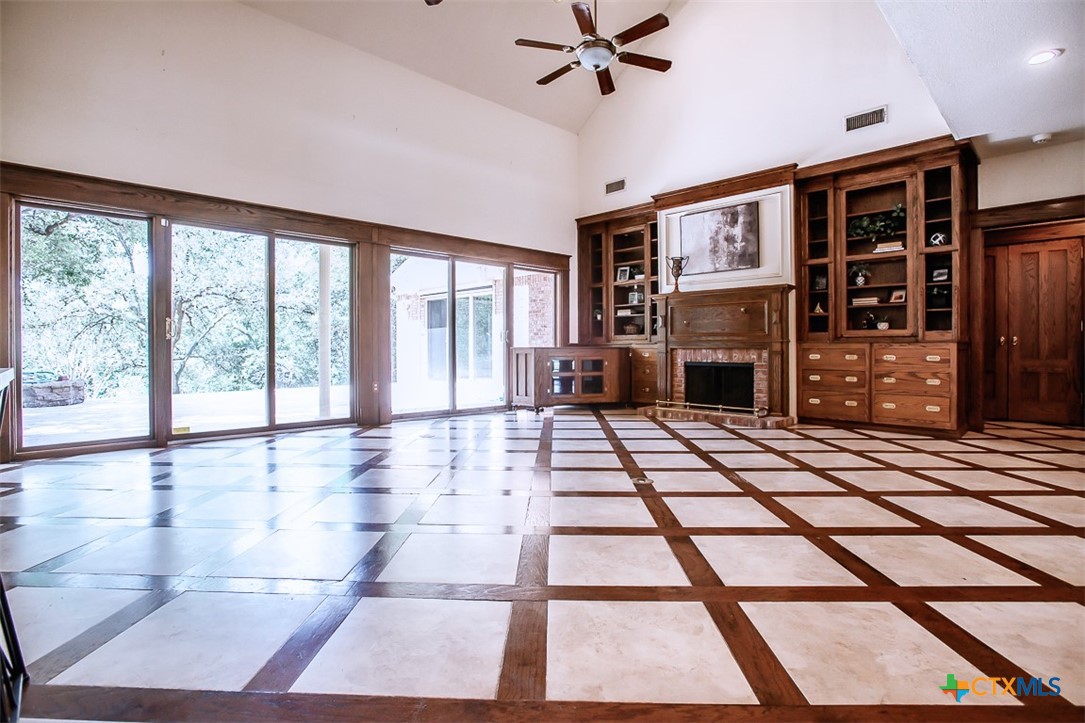 1507 & 1509 Hilltop Circle Property Photo 14
