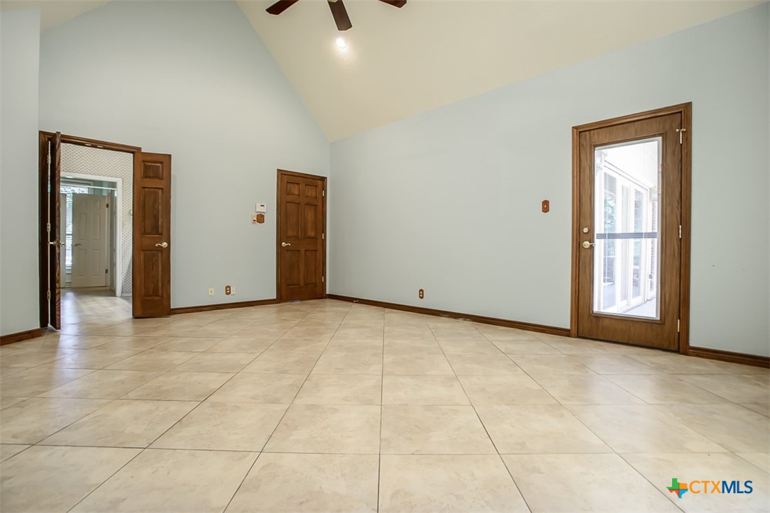 1507 & 1509 Hilltop Circle Property Photo 23