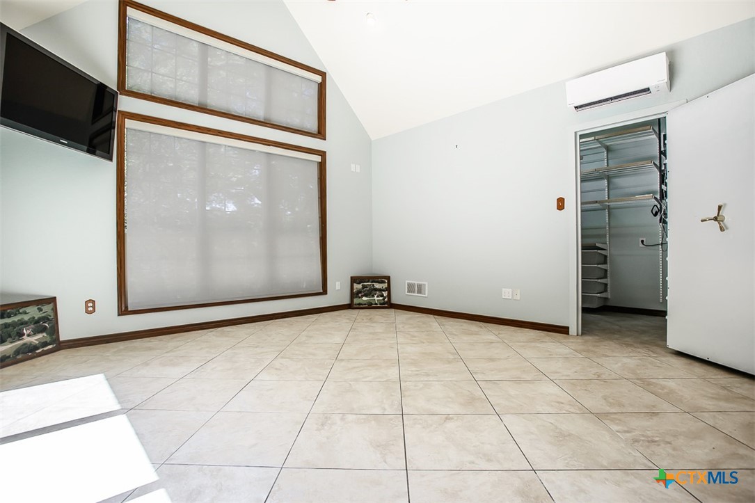 1507 & 1509 Hilltop Circle Property Photo 25