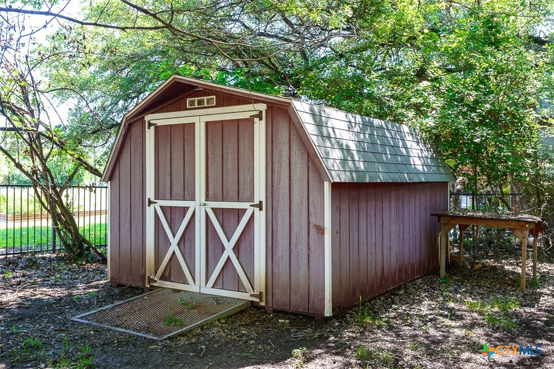 1507 & 1509 Hilltop Circle Property Photo 38