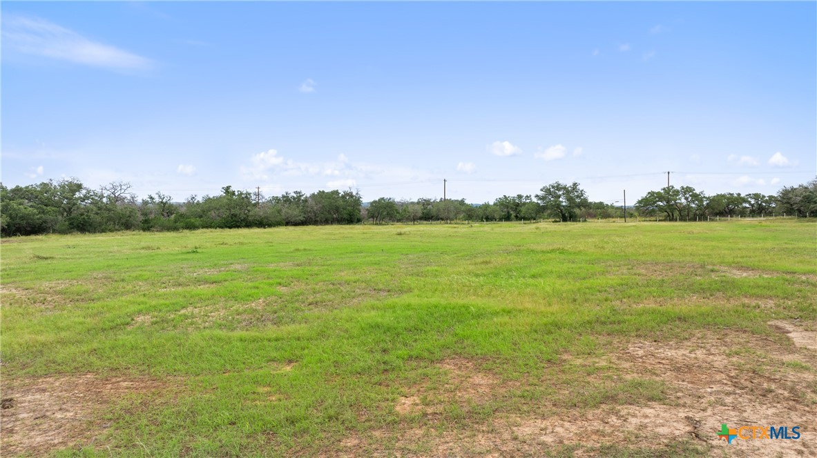 1422-1 Rm 2766 Property Photo 6