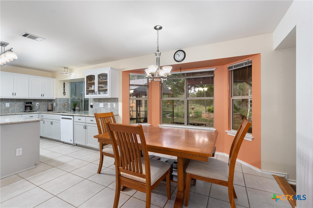 1301 Rockridge Street Property Photo 13