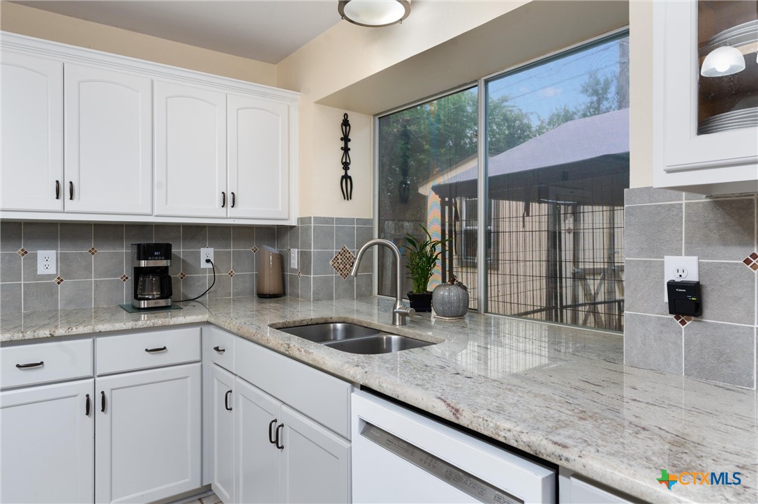 1301 Rockridge Street Property Photo 18