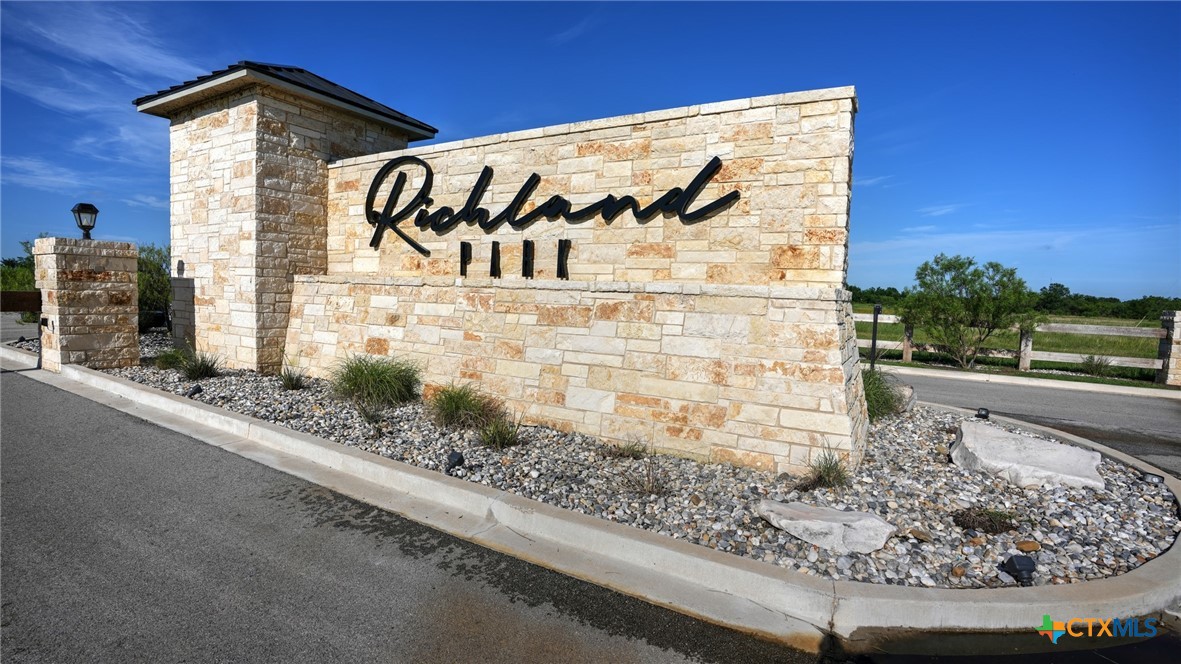 Lot 64 Richland Park Property Photo 2