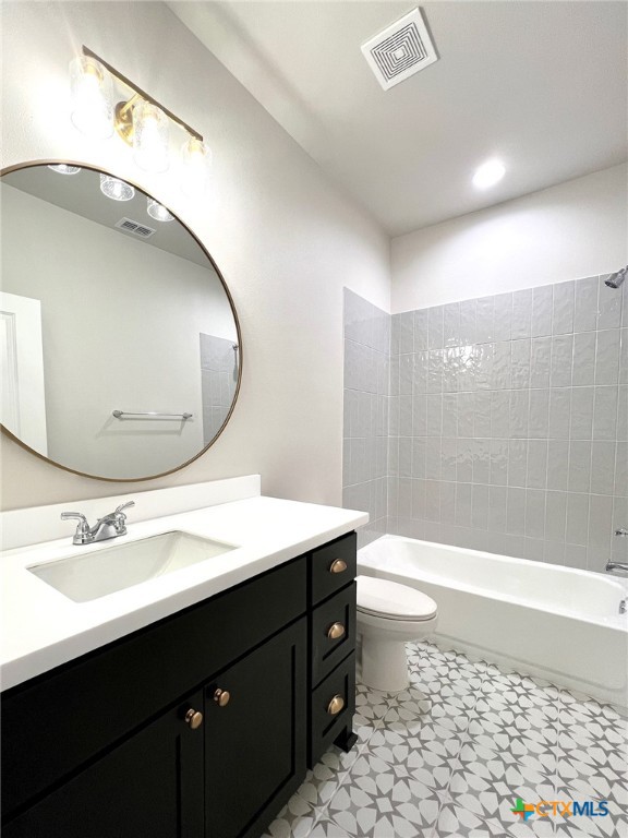 301 Cobblestone Court Property Photo 11