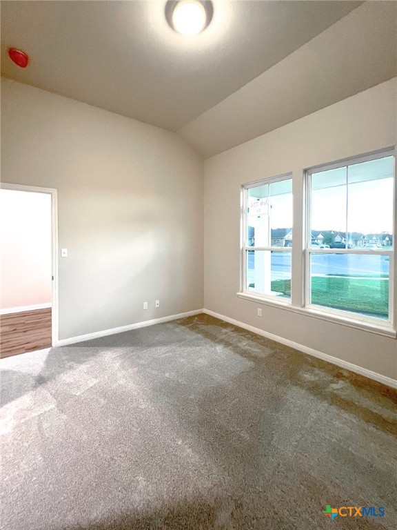 301 Cobblestone Court Property Photo 12