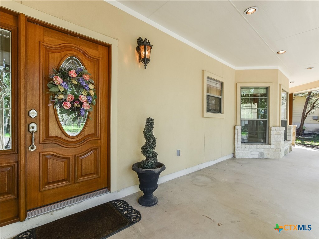 1 Woodview Court Property Photo 1