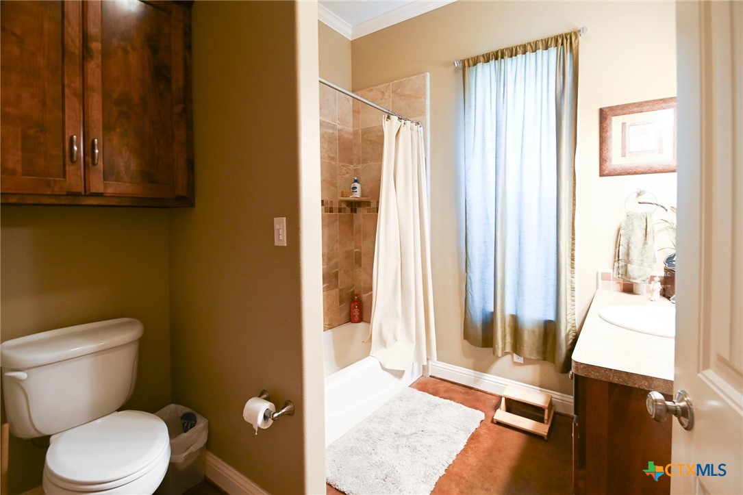 4750 Vivial Road Property Photo 6