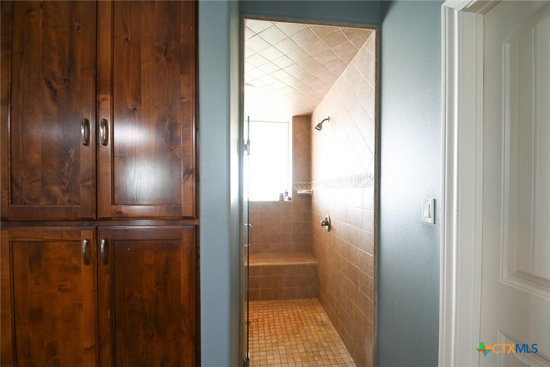 4750 Vivial Road Property Photo 12