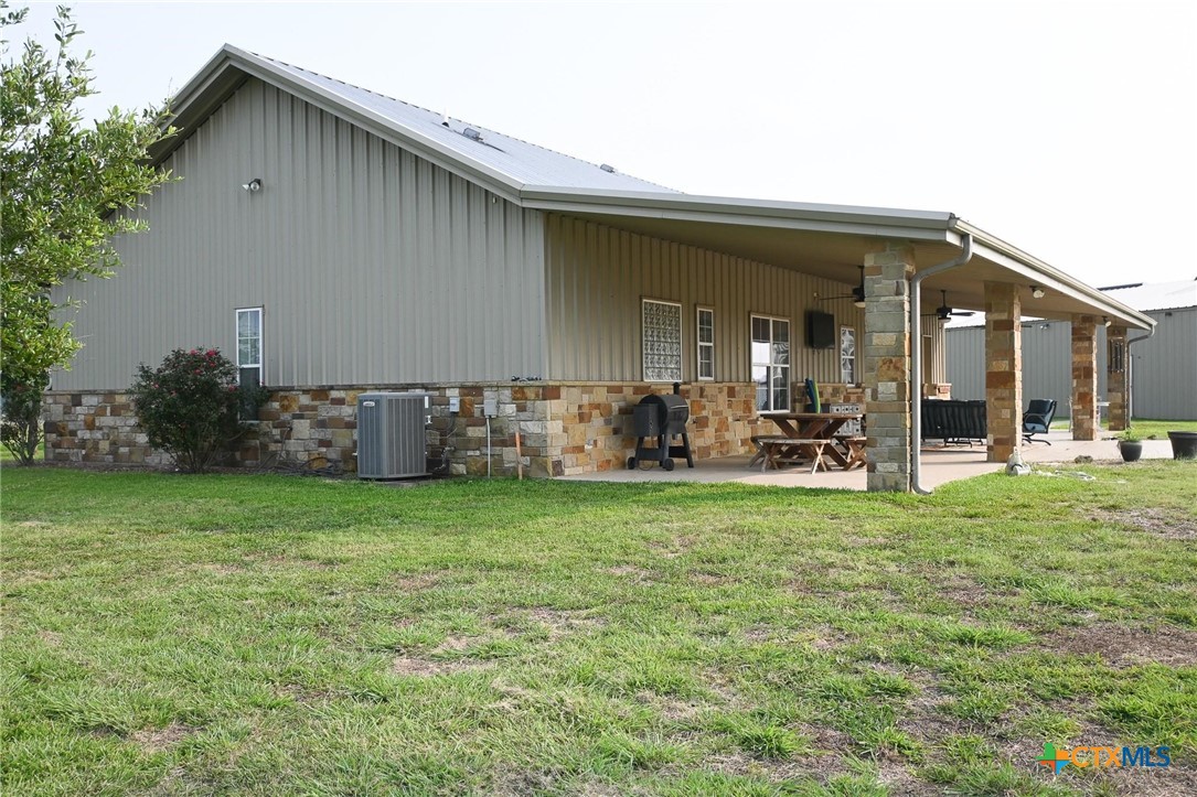 4750 Vivial Road Property Photo 35