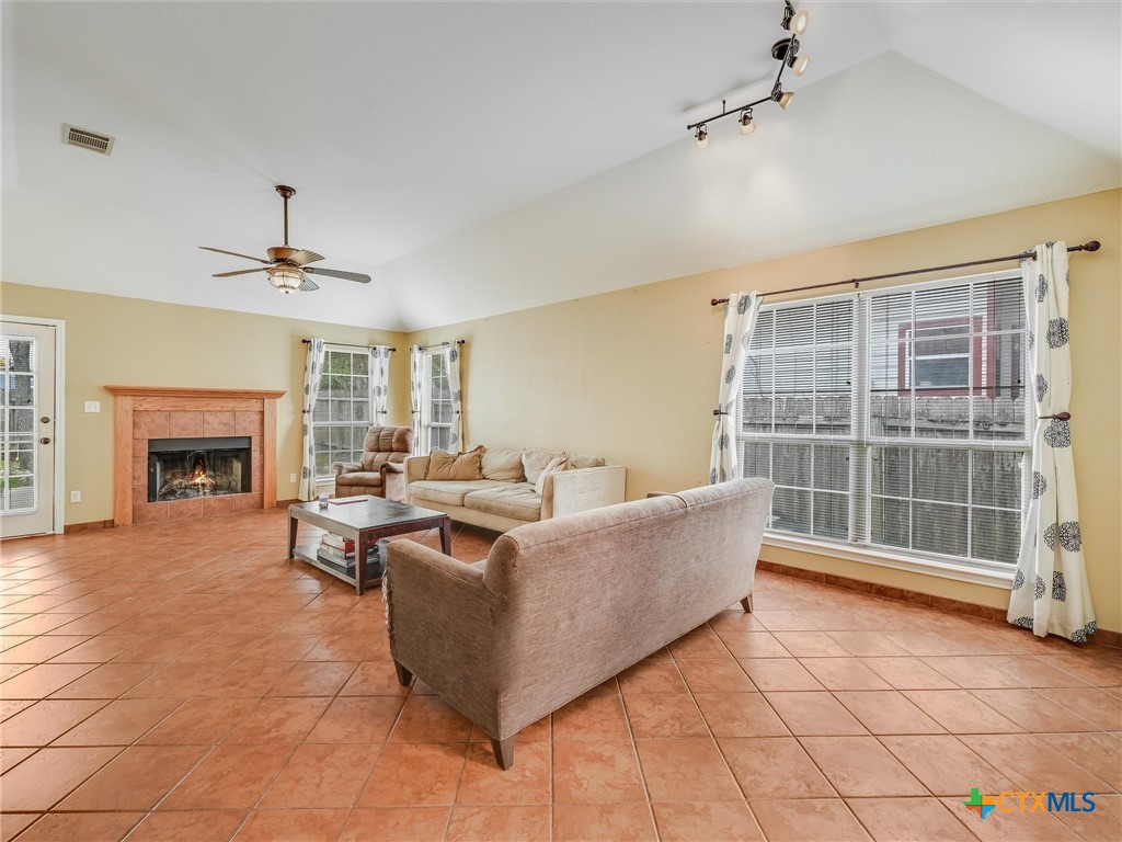 1310 Perkins Street Property Photo 9