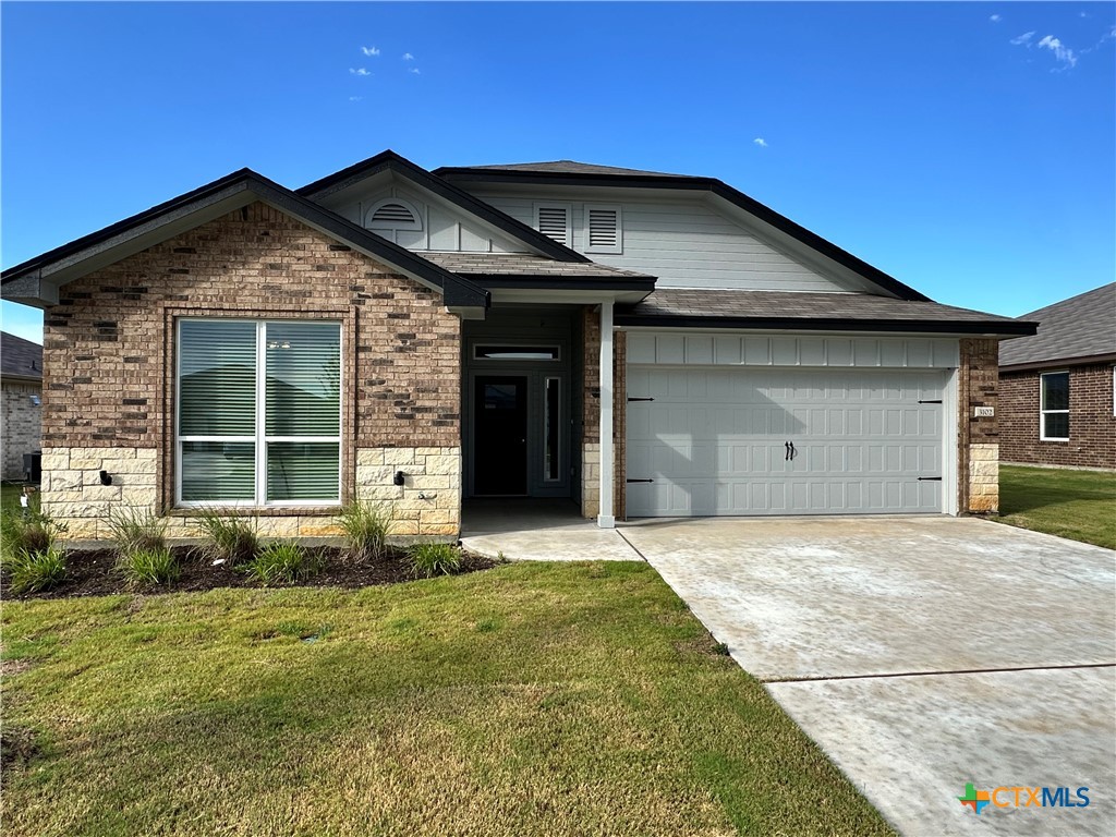3102 Gryffindor Lane Property Photo 1