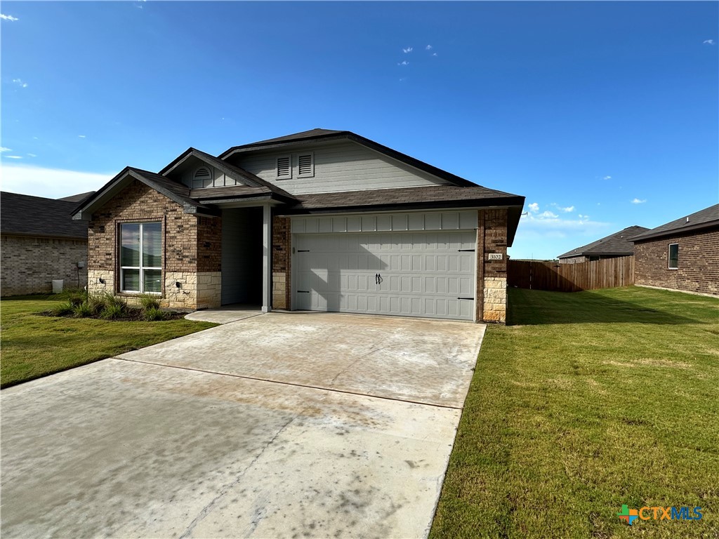 3102 Gryffindor Lane Property Photo 3