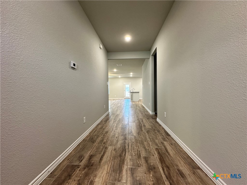 3102 Gryffindor Lane Property Photo 4
