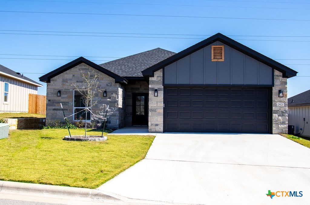2923 Atascosa Drive Property Photo 1