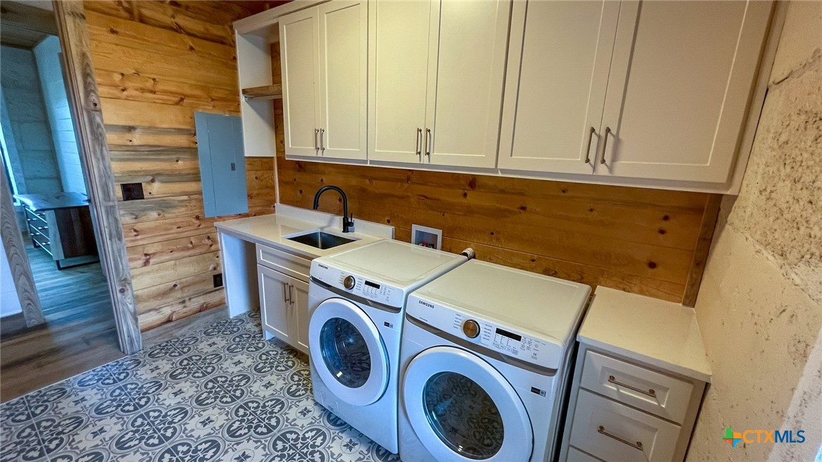 5614 Harwood Road Property Photo 19