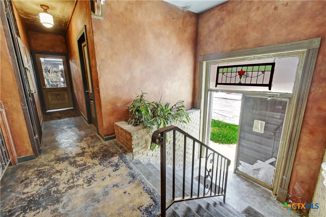 403 Dawson Street Property Photo 18