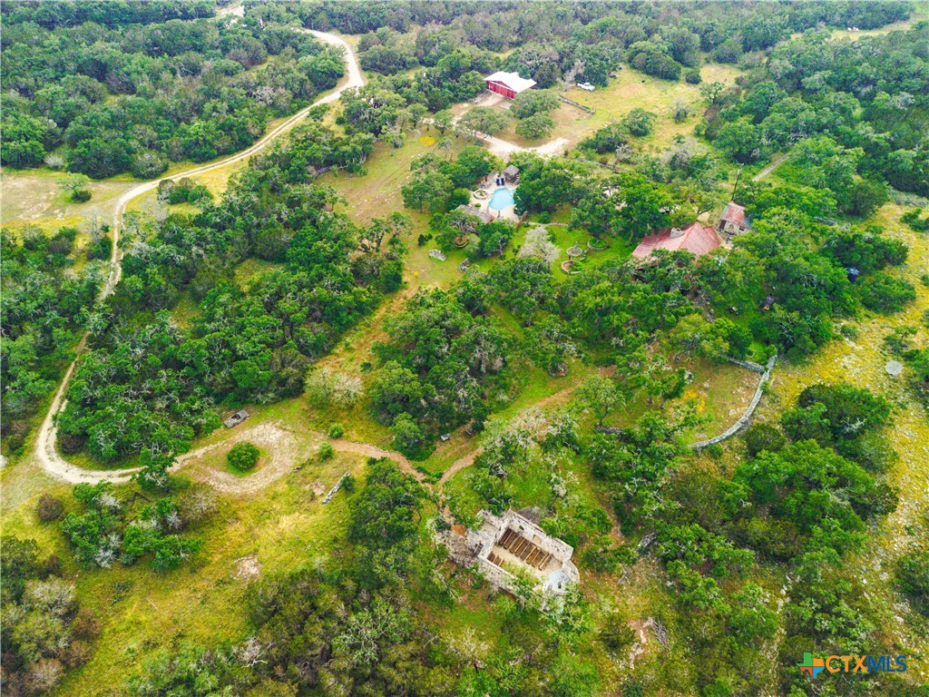 1218 Oakwood Loop Property Photo 5