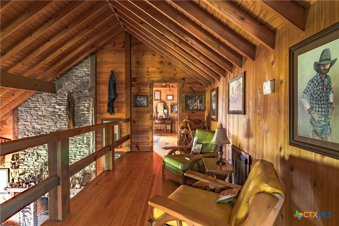 1218 Oakwood Loop Property Photo 17