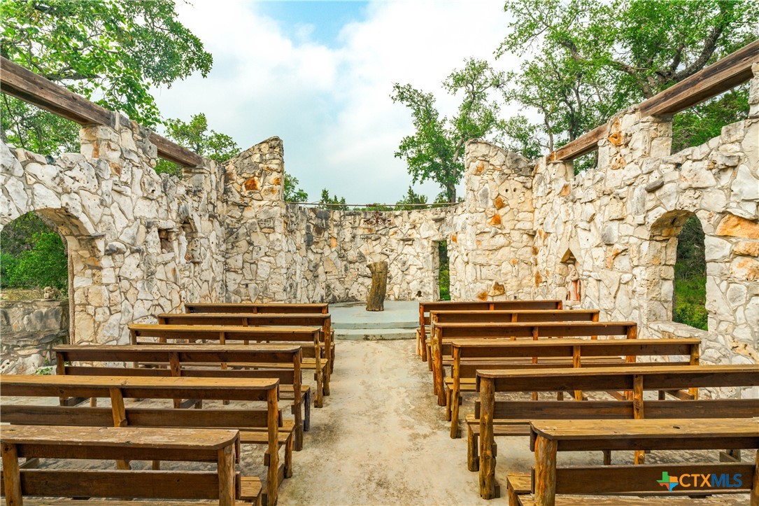 1218 Oakwood Loop Property Photo 30