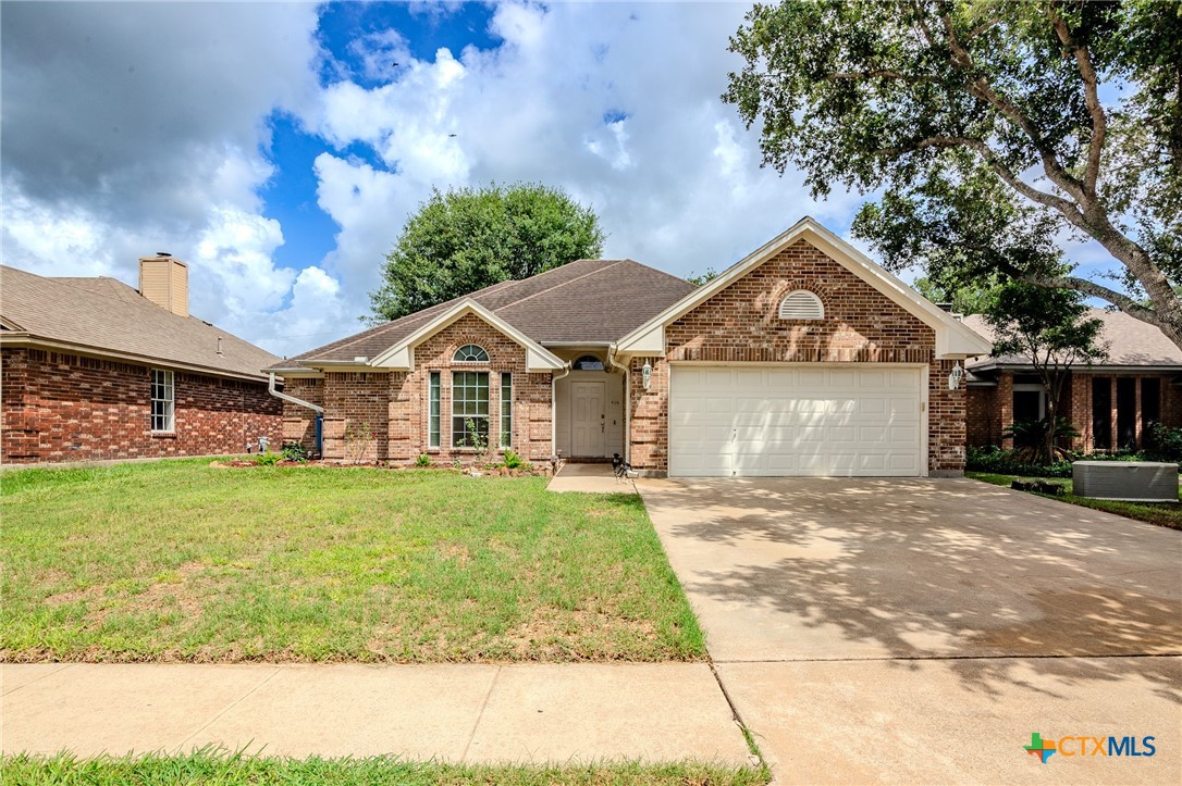 406 Stone Gate Drive Property Photo 1