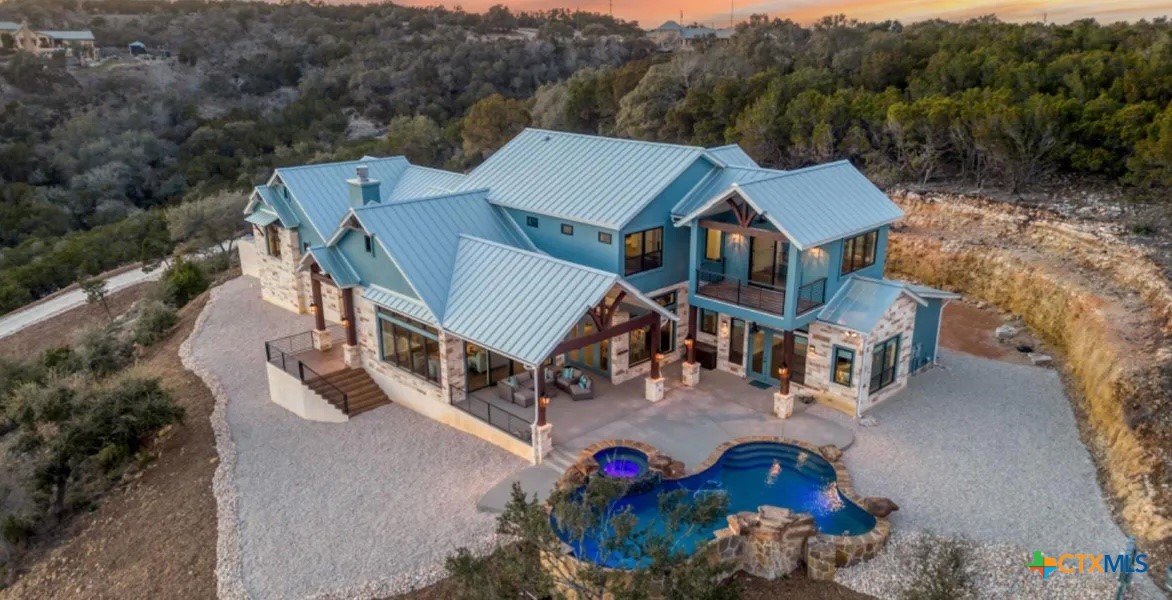 1023 Comanche Ridge Property Photo