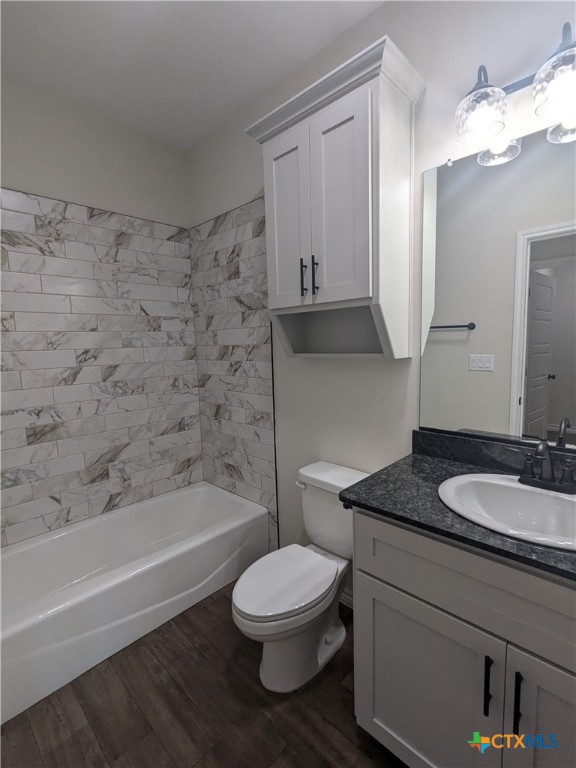 1708 E Ave G Property Photo 6