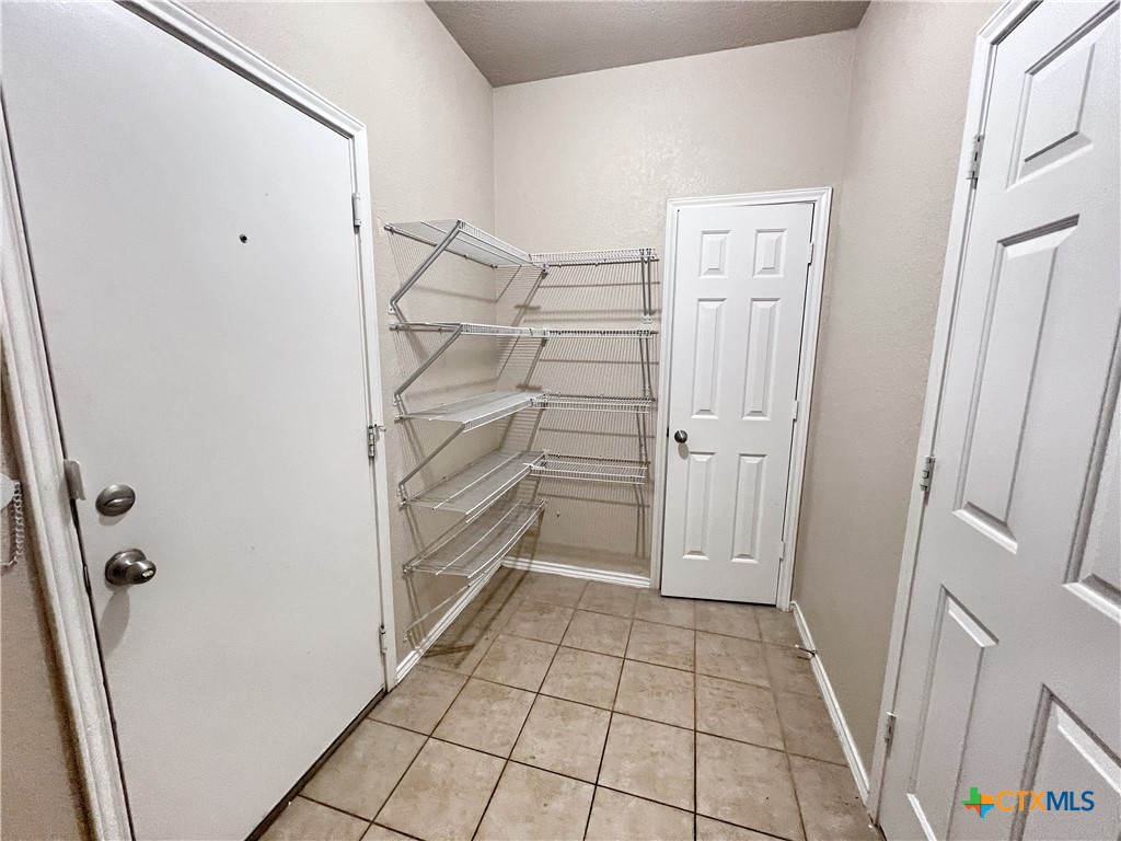 525 Tom Kemp Drive Property Photo 12