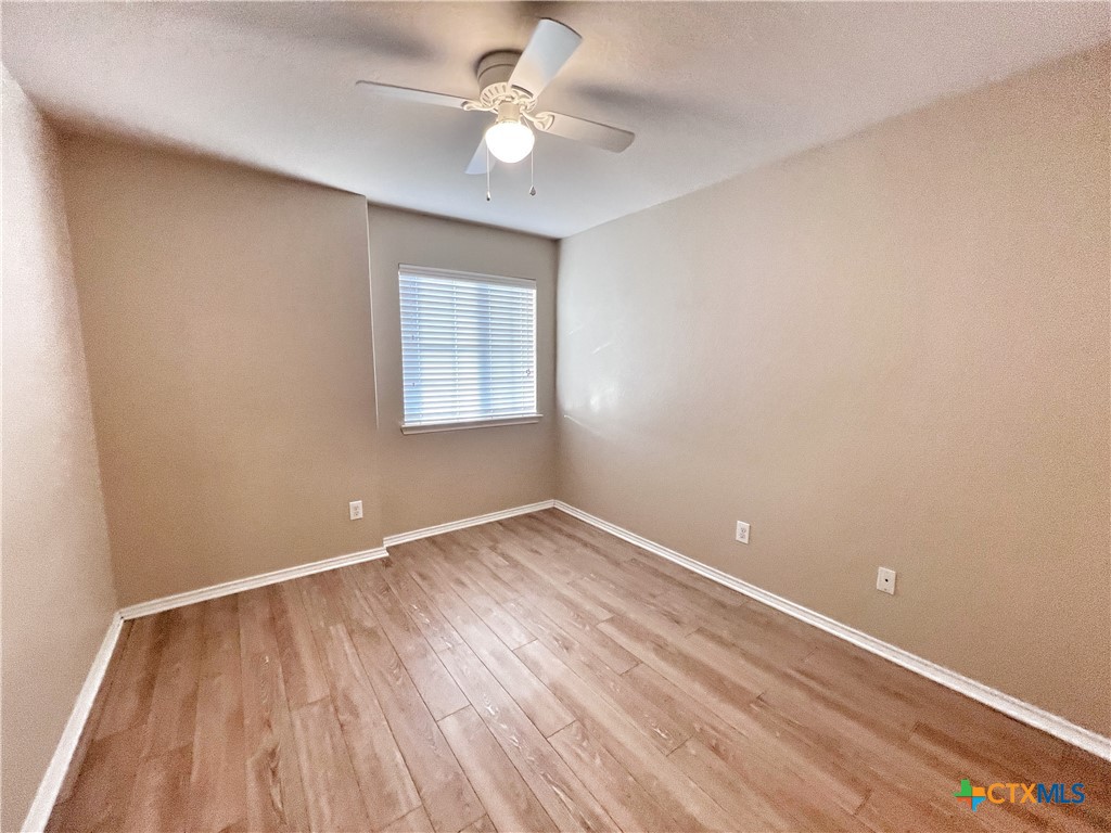 525 Tom Kemp Drive Property Photo 20