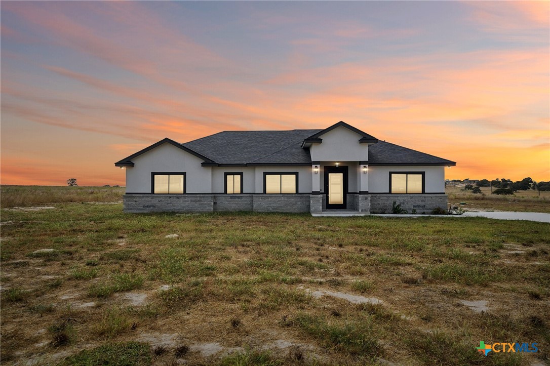 792 Lake Valley Drive Property Photo