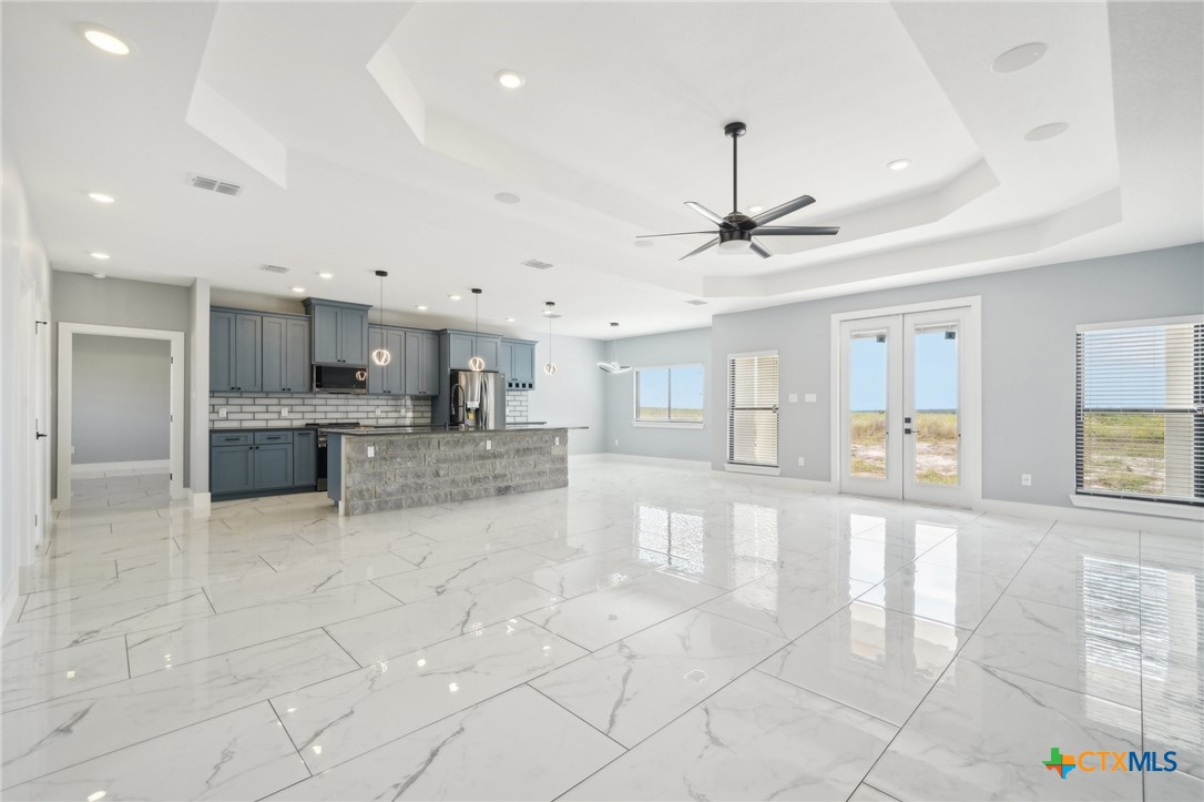 792 Lake Valley Drive Property Photo 10