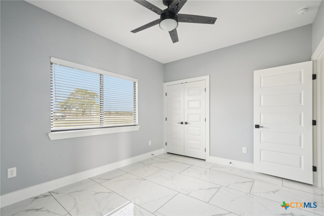 792 Lake Valley Drive Property Photo 20