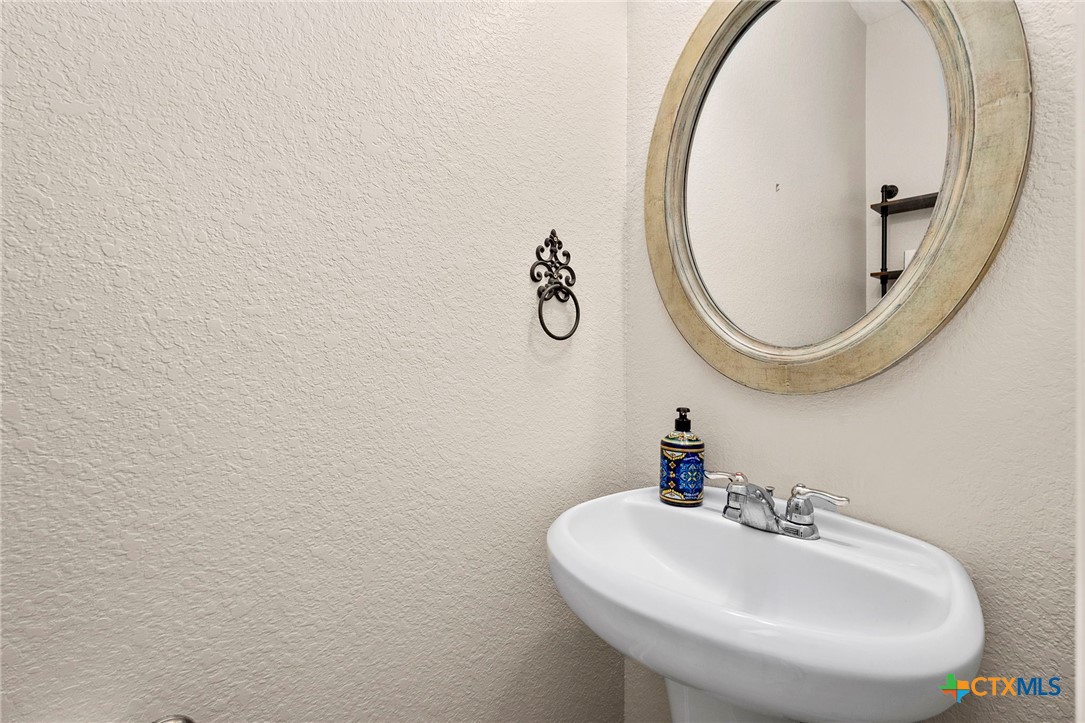 109 Park Lane Property Photo 23