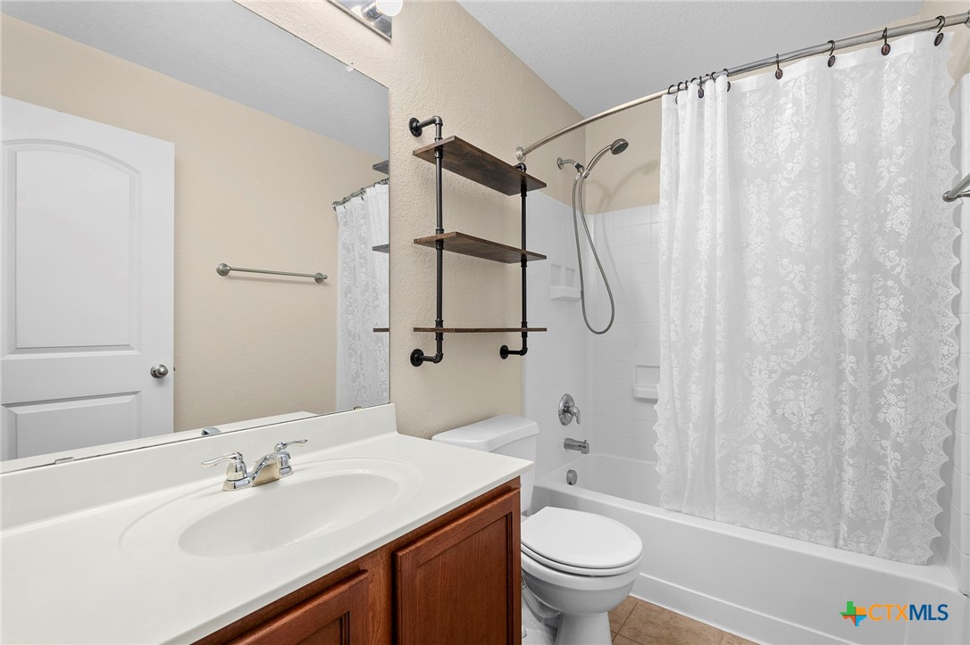 109 Park Lane Property Photo 32