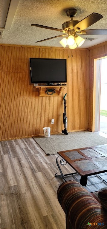 1012 W Denver Avenue Property Photo 10