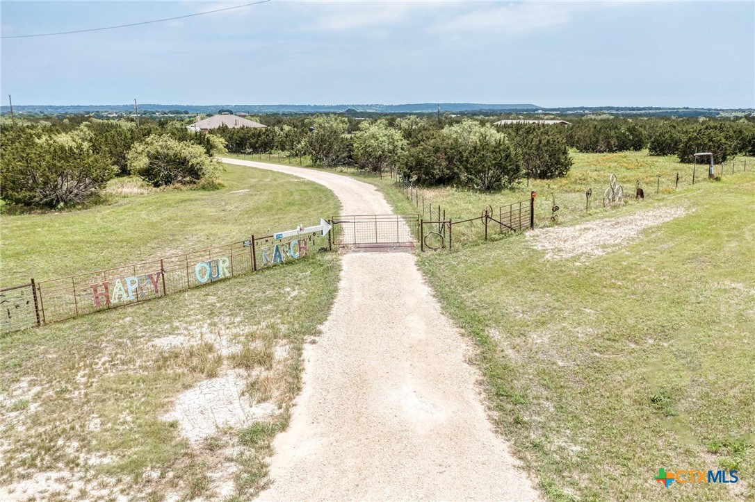 23748 N Us Highway 281 Property Photo 26
