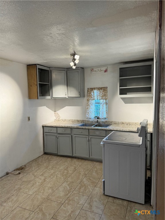 175 S West End Avenue Property Photo 13