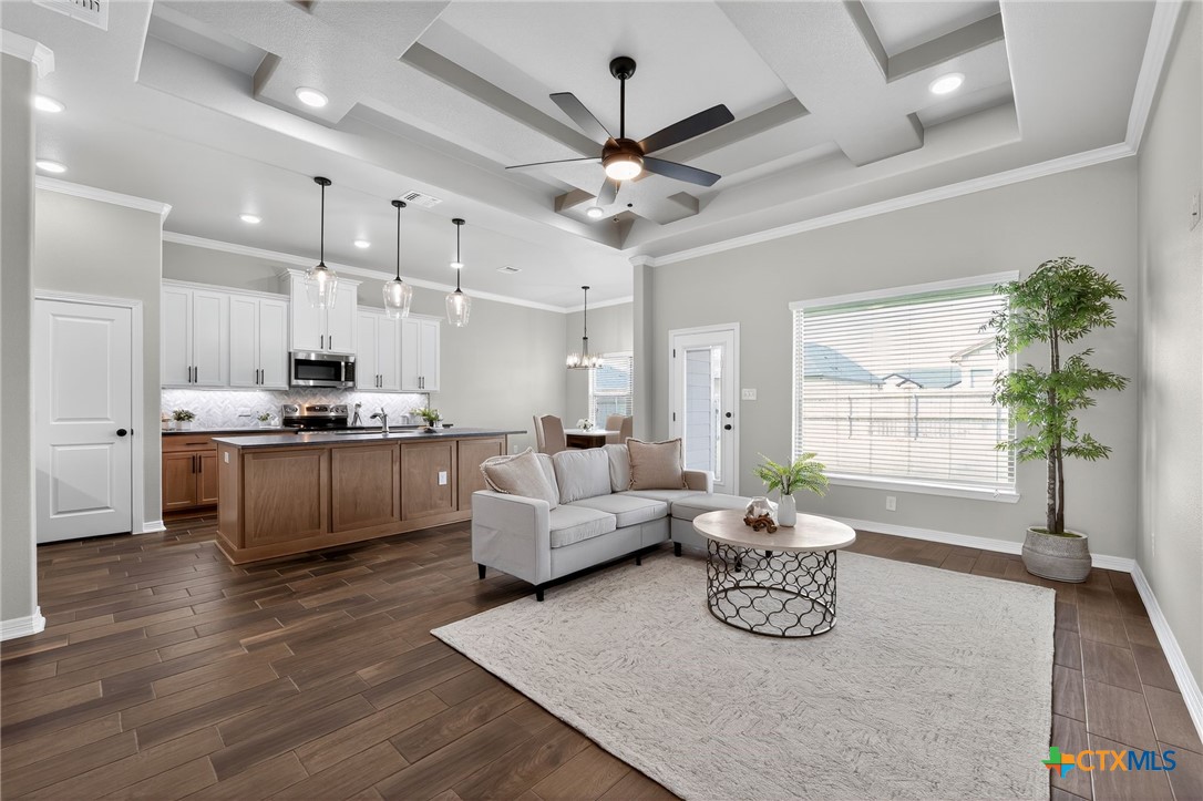 218 Sand Lilly Drive Property Photo 2