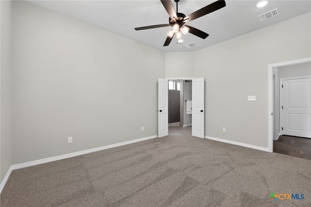 218 Sand Lilly Drive Property Photo 7