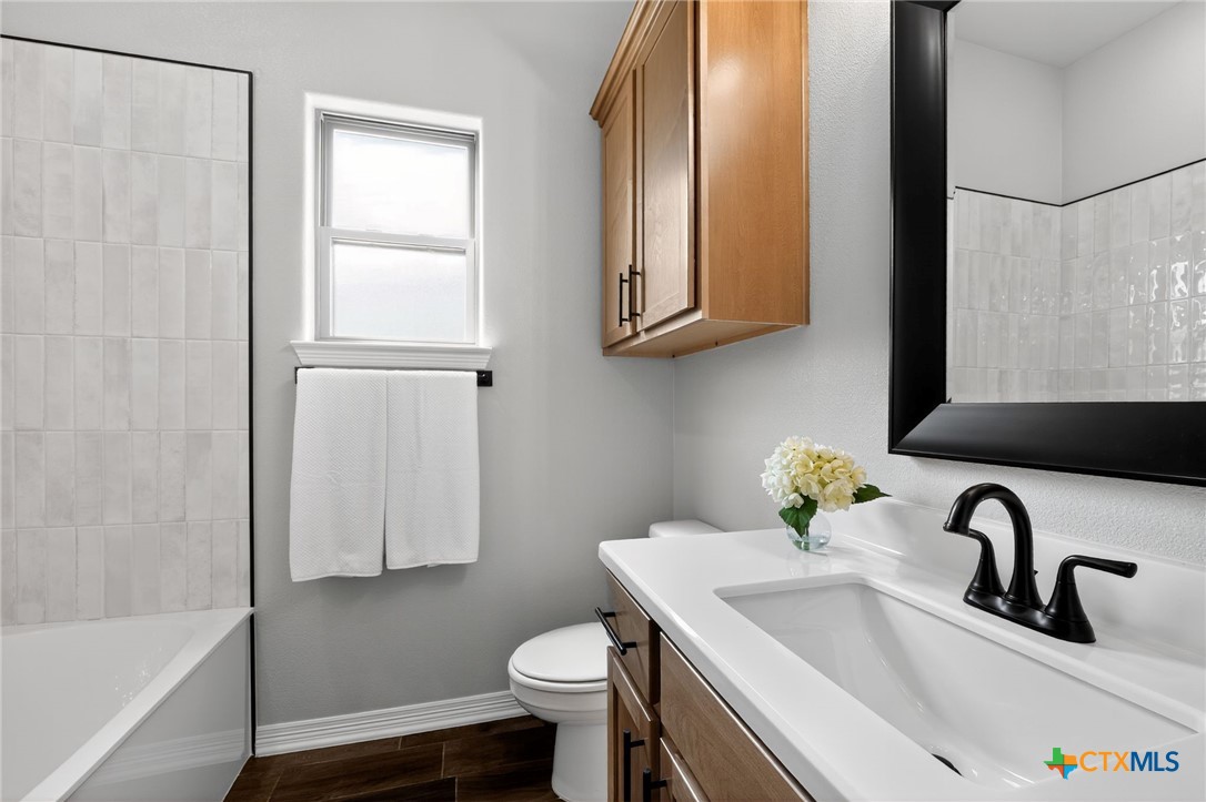 218 Sand Lilly Drive Property Photo 12