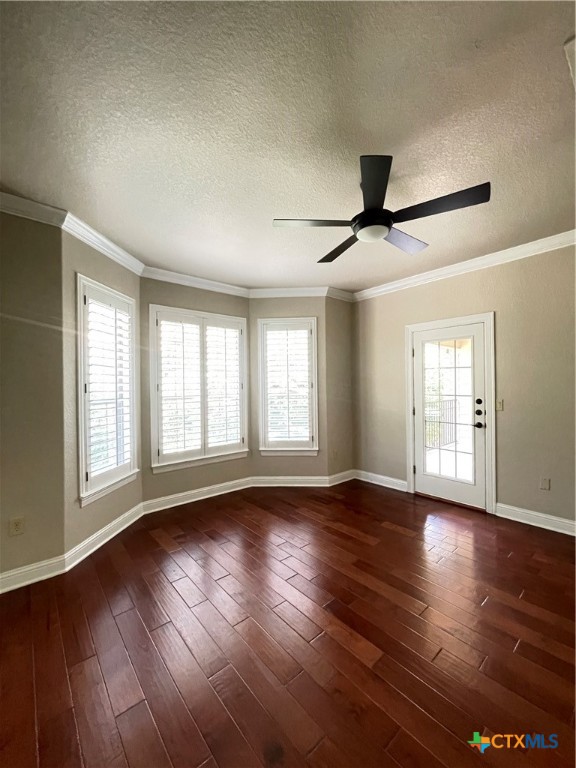 3104 Sabine Cove Property Photo 25