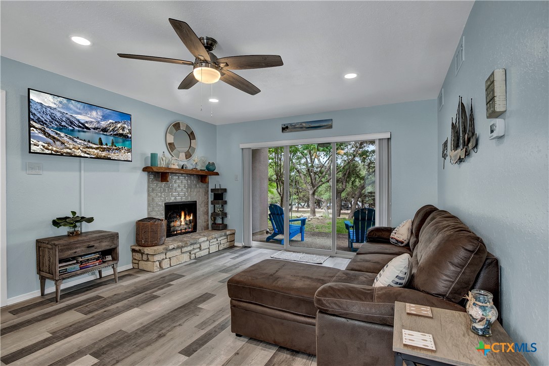 1185 Parkview Drive D24 Property Photo 5