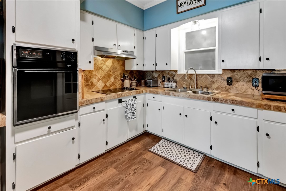 304 W Putnam Property Photo 8